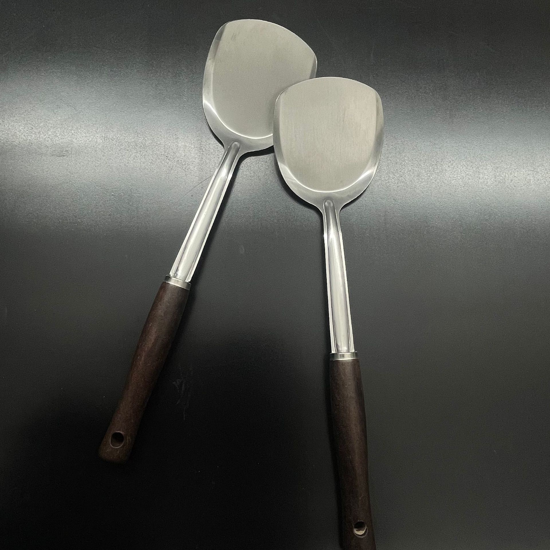 Paleta pequeña con mango de madera, cocina, olla pequeña para el hogar, pala pequeña especial, mini pala pequeña de cocina resistente a altas temperaturas de acero inoxidable