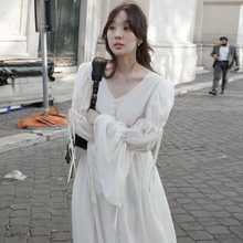 韩国 度假风法式蕾丝喇叭袖重工仙女连衣裙