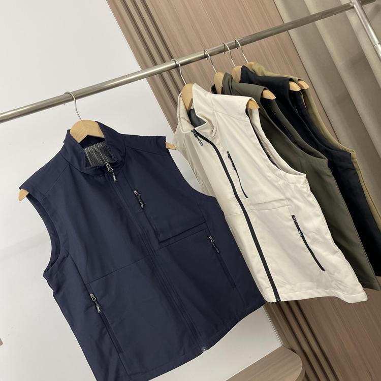 Brick industry outdoor cattle! Three-dimensional cropping! 2025 Men's Autumn Breathable Fishing Casual Vest Jacket