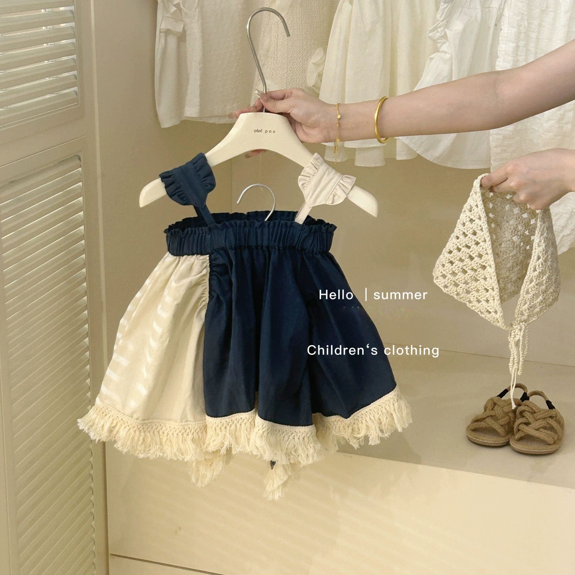 Falda de tirantes florales para siete niñas con limón salado 2025 verano nuevo estilo vestido de costura para niños falda dulce para bebés