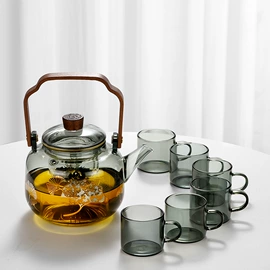 玻璃杯;茶壶;冷水壶