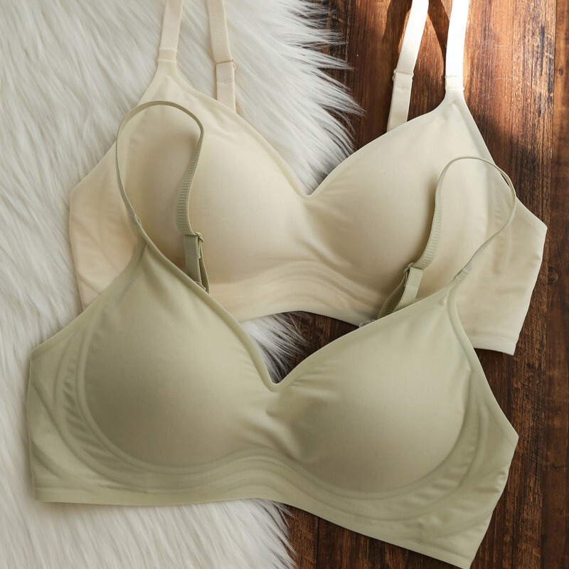 Thin seamless naked feeling non-rims underwear women's small chest gathered soft support breathable breast anti-sagging bra
