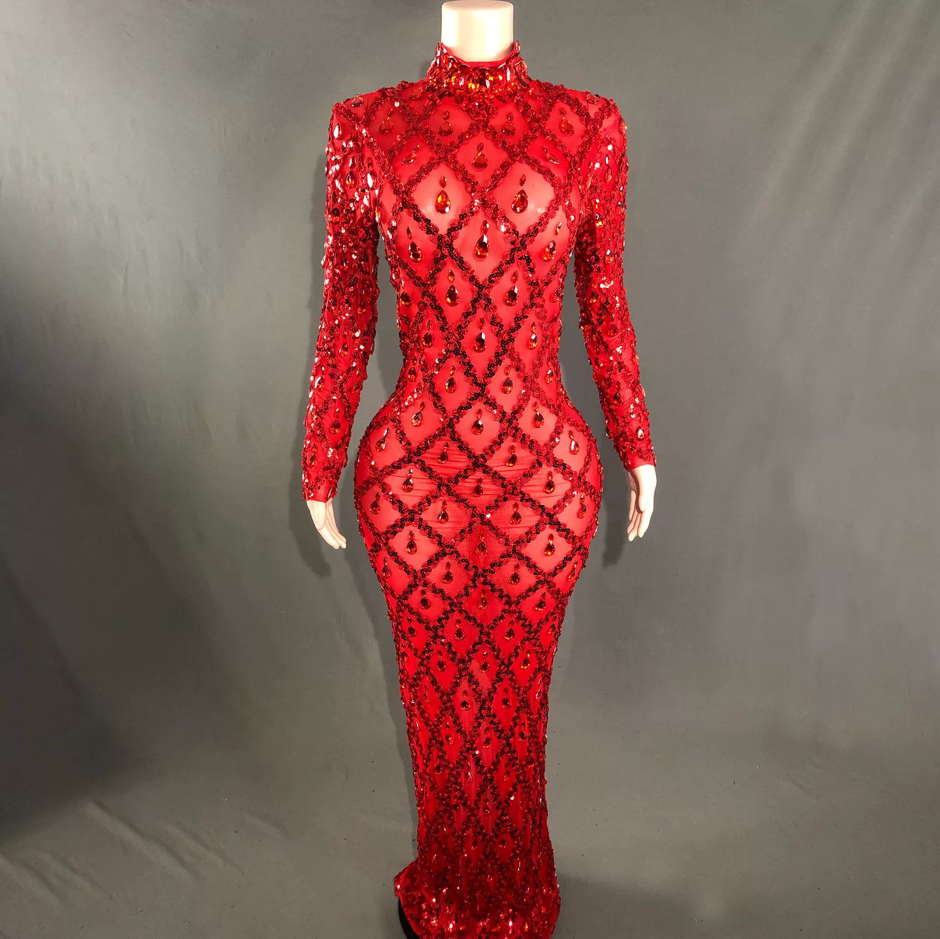 [Трансграничное Специальное] Шея с блестками