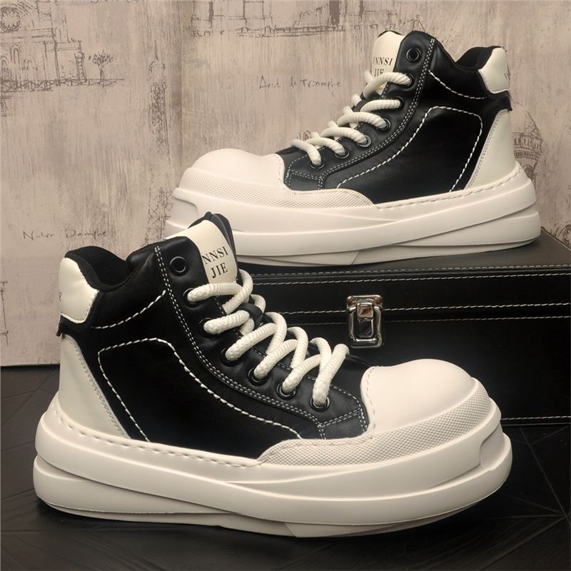 European Men's Shoes 2025 Autumn New Simple Light Luxury Leather Casual Sneakers Soft Sole High-Top Cute Chunky Shoes European Men's Shoes 2025 Autumn New Simple Light Luxury Leather Casual Sneakers Soft Sole High-Top Cute Chunky Shoes