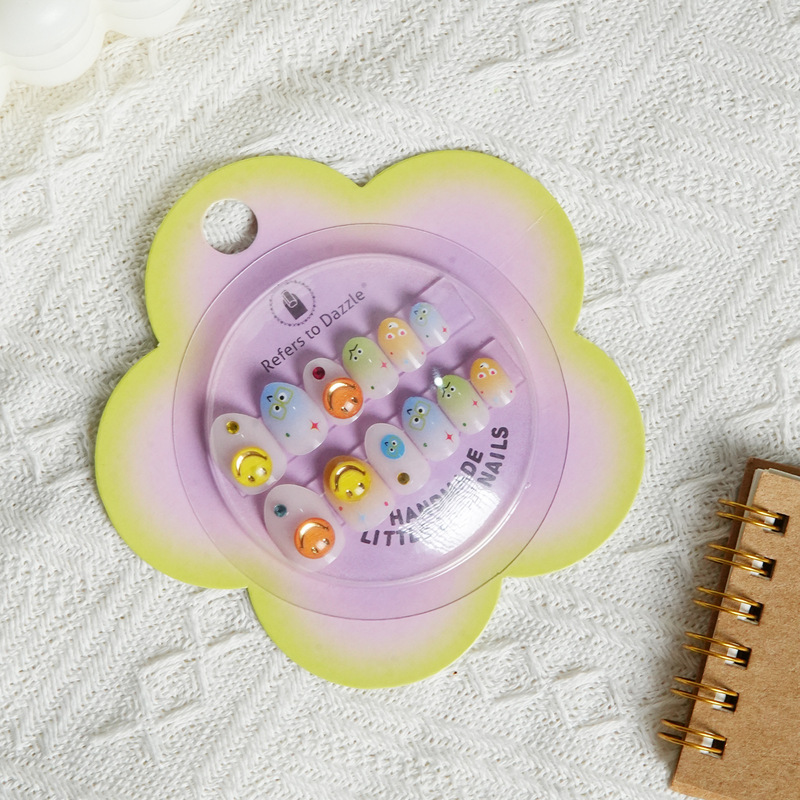12Pcs Cute and Interesting Crown Heart Elements Are Suitable for Kidsren to Use Fake Nails Handmade Nails