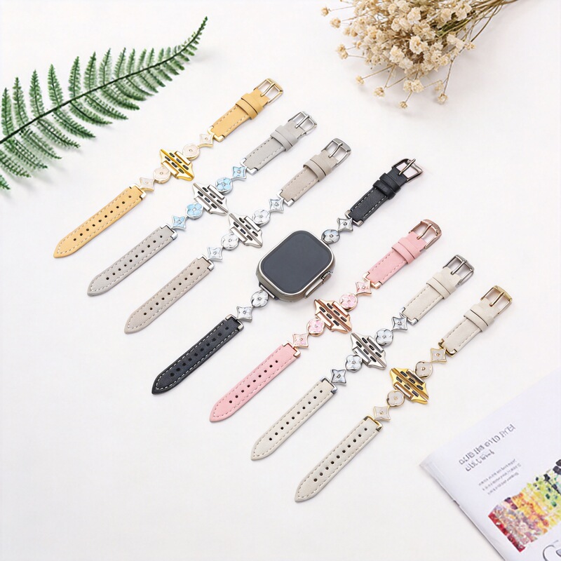 Suitable for Iwatchs11 Watch Strap Apple Watch10 Metal Four-Leaf Clover Huawei Leather Combination Women's Model Suitable for Iwatchs11 Watch Strap Apple Watch10 Metal Four-Leaf Clover Huawei Leather Combination Women's Model