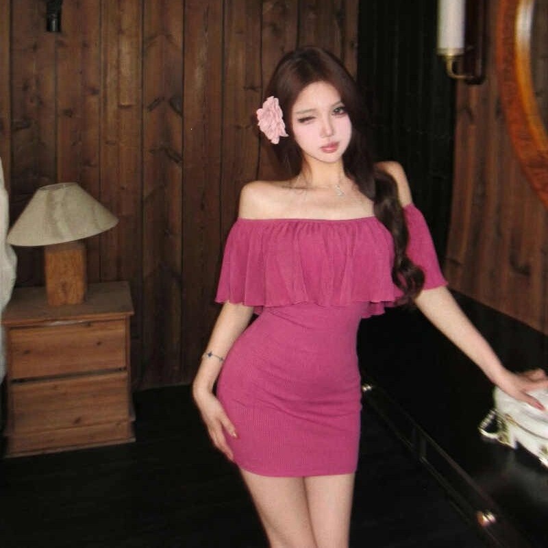 Pure Desire Style Ruffled Off-Shoulder Tube Top Dress for Women, Summer Sexy Waist-Cinching Figure-Flattering Bodycon Dress, Elegant Short Dress Pure Desire Style Ruffled Off-Shoulder Tube Top Dress for Women, Summer Sexy Waist-Cinching Figure-Flattering Bodycon Dress, Elegant Short Dress