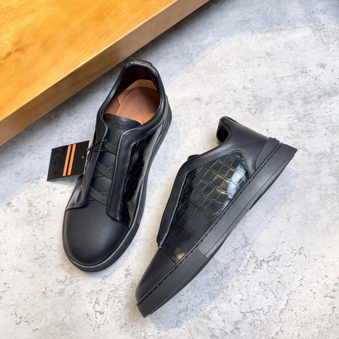 Kişi üçün timsah naxışlı dəri ayaqqabı, slip-on loafer