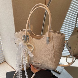 High-End Small Bag for Women 2025 New Popular Bucket Bag Fashionable Versatile Shoulder Bag Commuter Crossbody Hand Bag