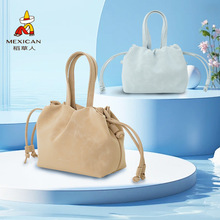 �����˰���2025�¿�С���|��Ů���r����������s�߼��Џ͹�б���