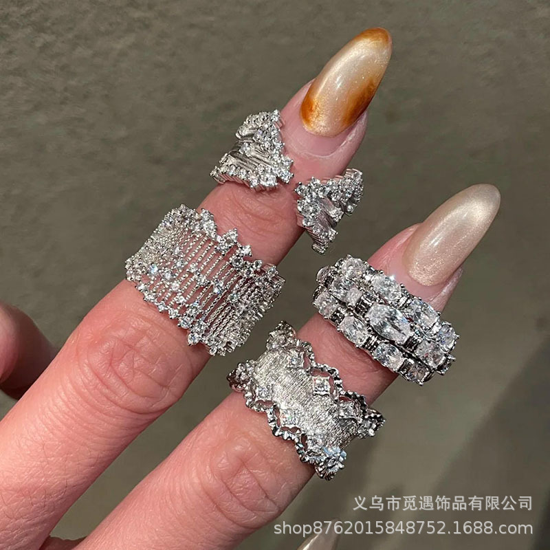 精致系列！清冷感银色叠戴戒指女轻奢小众高级感宫廷风食指戒指环