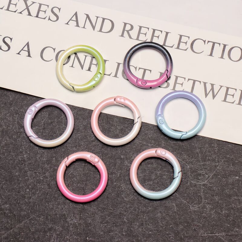 25mm Two-Color Gradient Spring Buckle Round Opening Spring Ring Circular Buckle Earphone Keychain DIY Jewelry Accessories 25mm Two-Color Gradient Spring Buckle Round Opening Spring Ring Circular Buckle Earphone Keychain DIY Jewelry Accessories