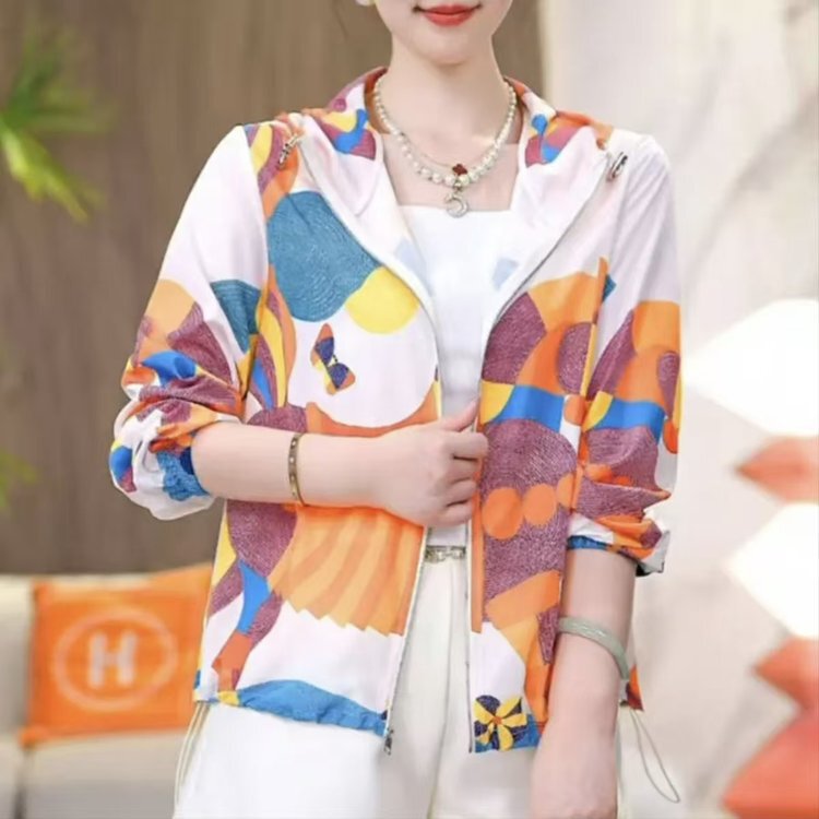 Dropshipping Hot-Selling 2026 Fashion Drawstring Cardigan Sun Protection Jacket Spring and Summer Printed Zipper Hooded Women's Coat