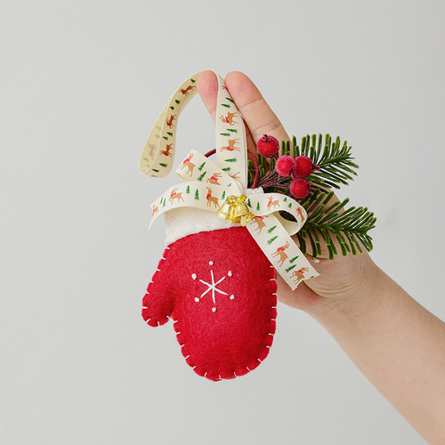 NUCHI新款moder housePE叶红果毛毡圣诞袜子手套挂饰圣诞节装饰品