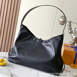 25年新款M25143黑武士动态芯片羊皮托特包购物袋腋下包单肩斜挎