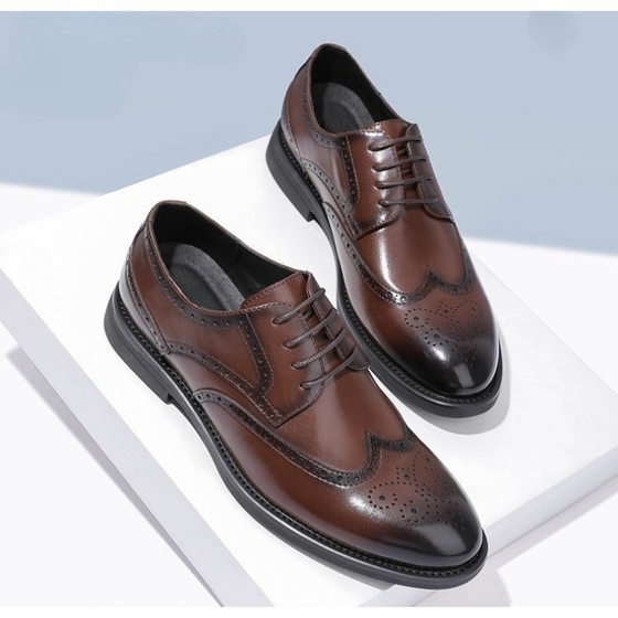 White Men's Shoes New Men's Brogue Carved Leather Shoes Dress British Business Wedding Dress Photo Studio Shoes
