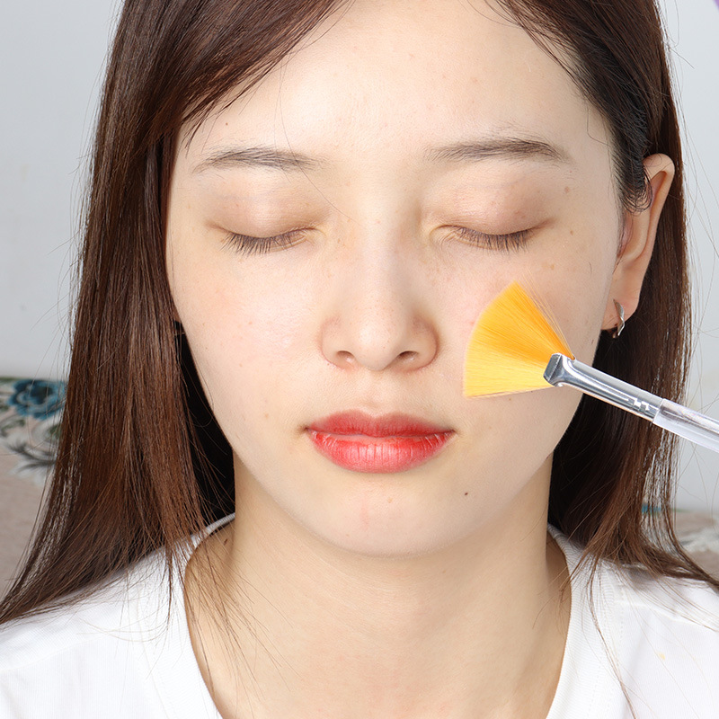 El ácido tárico rejuvenecimiento de la piel esencia máscara líquida cepillo aplicar líquido spa pelo suave en forma de abanico