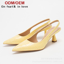 2025夏新款欧美风褶皱金属扣高跟穆勒鞋舒适软皮尖头凉拖鞋女