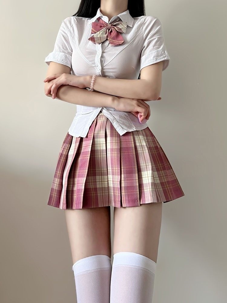 Charcoal gray JK uniform, black stockings, pure and sexy waist-cinching shirt set, short JK hot skirt, summer factory direct sales.
