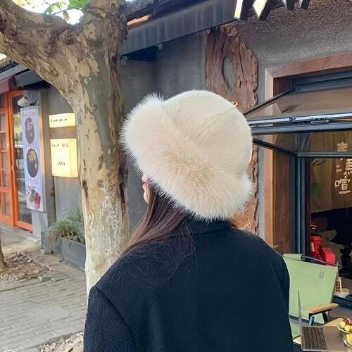 Winter Windproof and Warm Woolen Ear Protection Fisherman Hat for Women, Mimicking sable fur, versatile and stylish with ethnic and nomadic style.