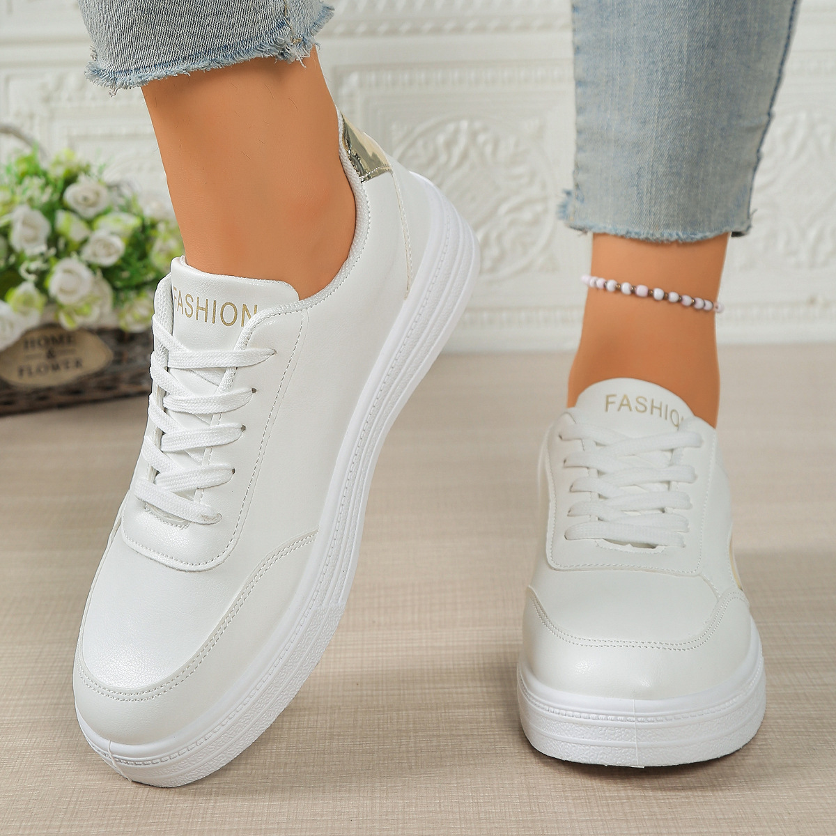 Comercio exterior2026 primavera transfronteriza nuevo europeo y americano zapatos blancos casuales zapatos deportivos casuales zapatos de altura baja zapatos individuales de tamaño grande
