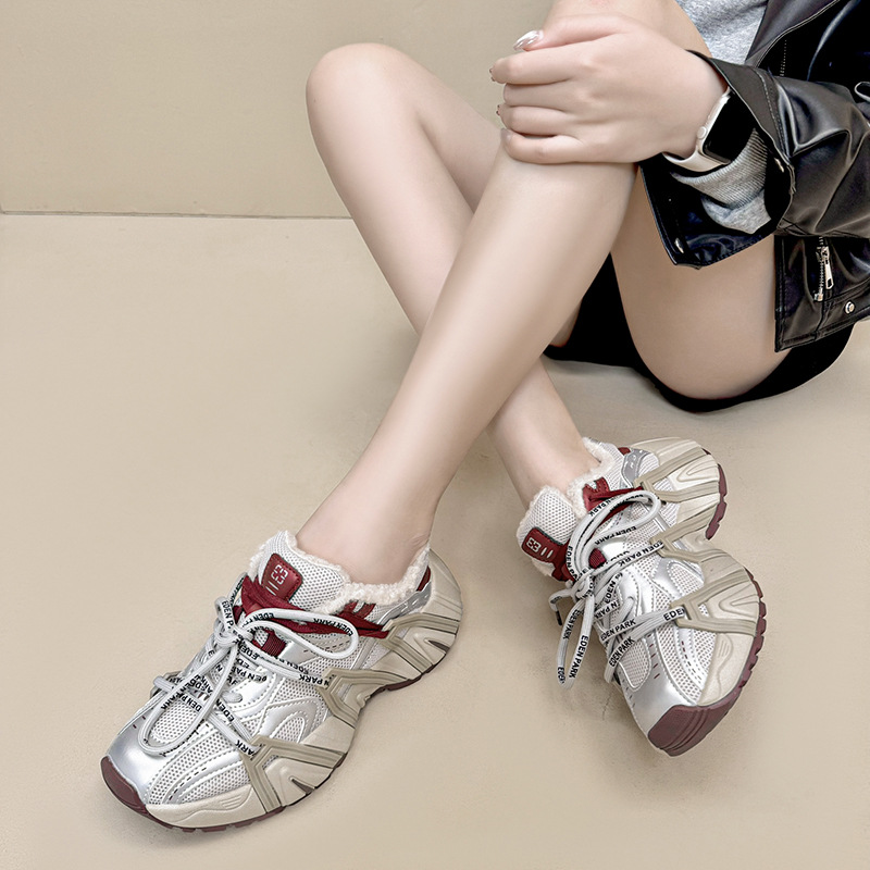 软皮休闲老爹鞋女2024秋季新款增高厚底运动跑步鞋透气防滑登山鞋