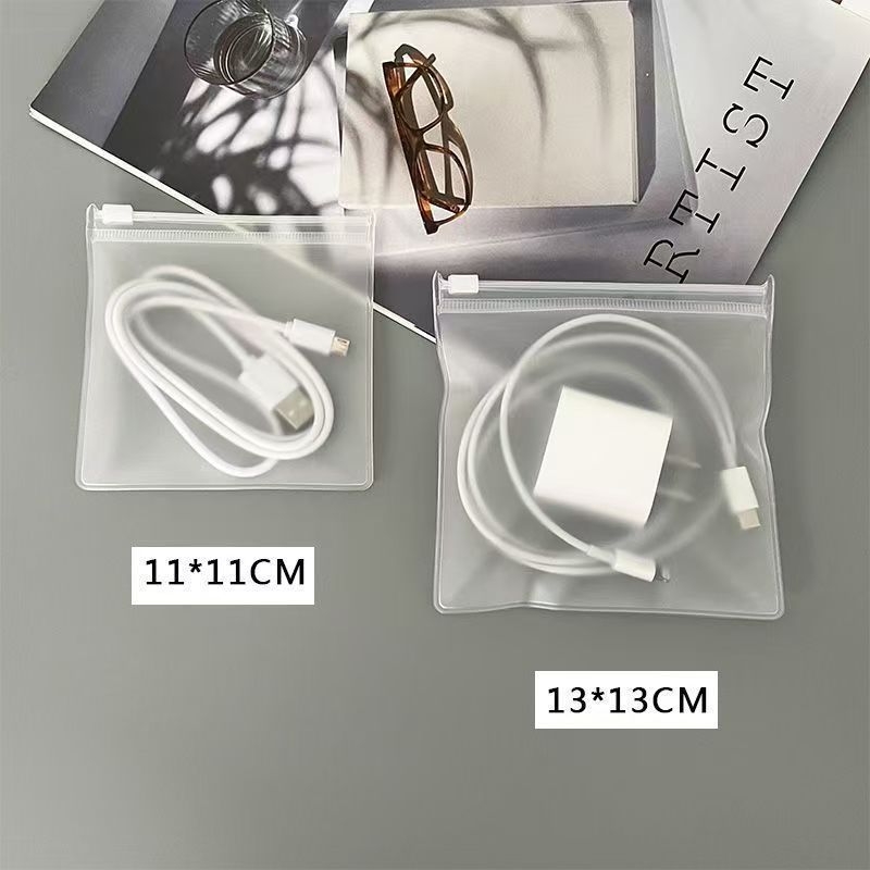Soft jewelry bag, sealed bag, earrings, accessory, necklace, storage system, (Physicals) 2