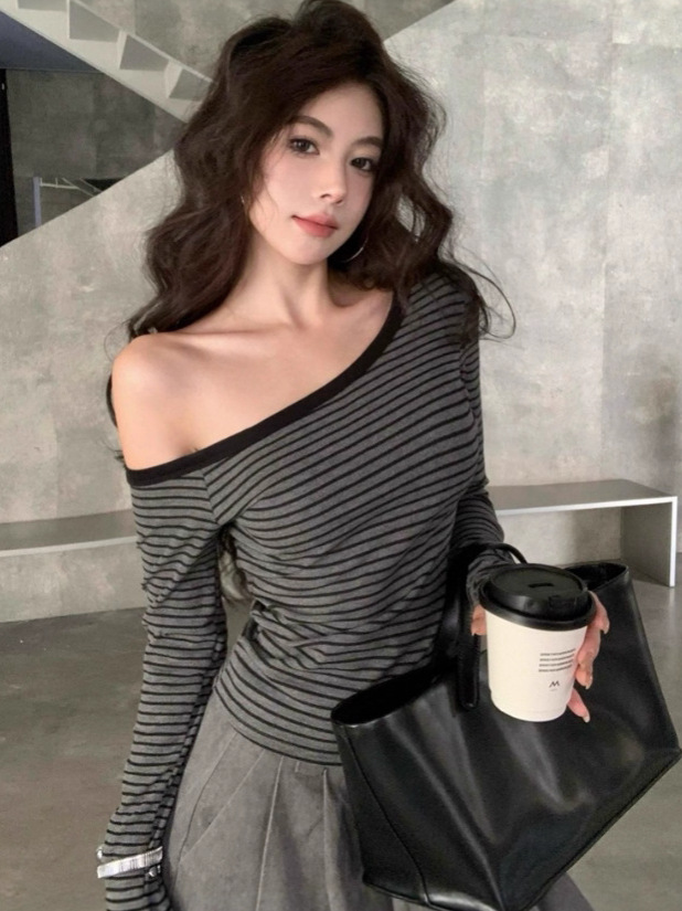 Ins Sexy Pure Desire Stripesd Slanted Shoulder Long-Sleeved T-Shirt for Women Spring & Fall Korean Style Sexy Fashion Off-Shoulder Bottoming Top for Women