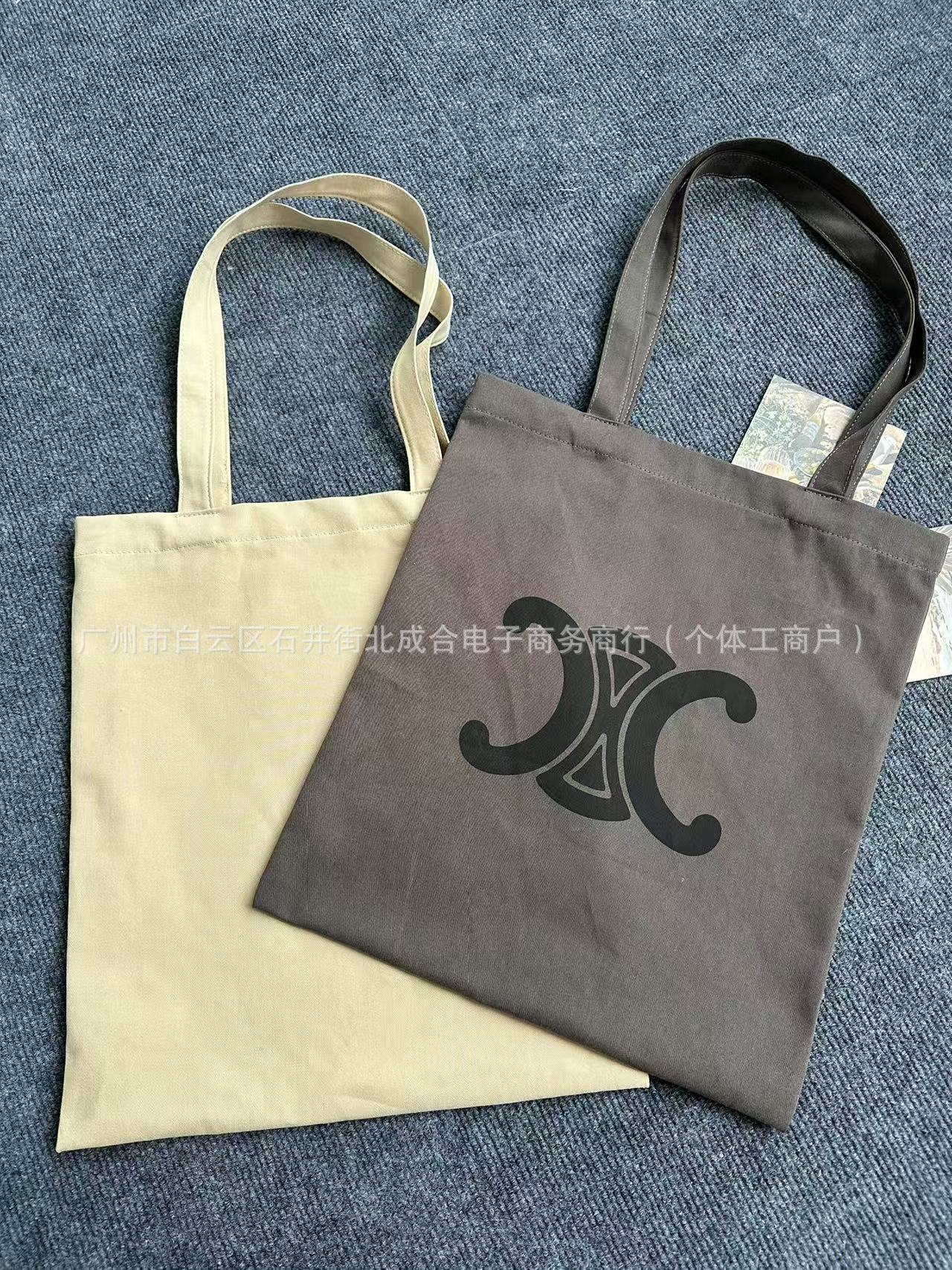 회색