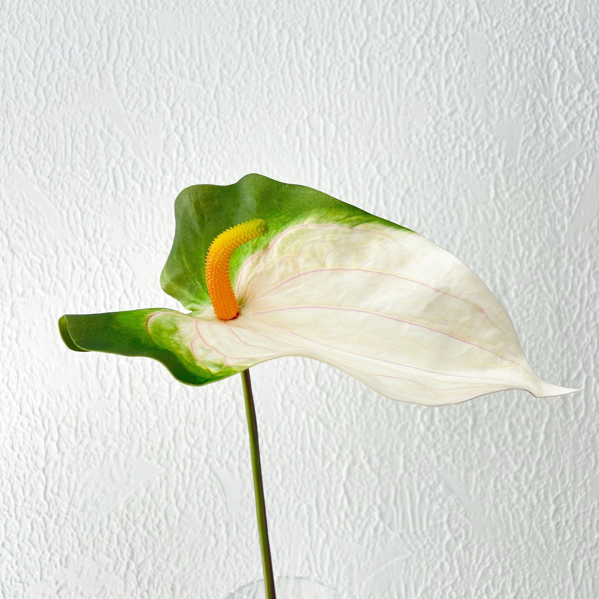 Flores falsas blancas Flores artificiales Flores para bodas Auditorio de bodas Decoración del hotel Techo artificial Flores artificiales Flores falsas