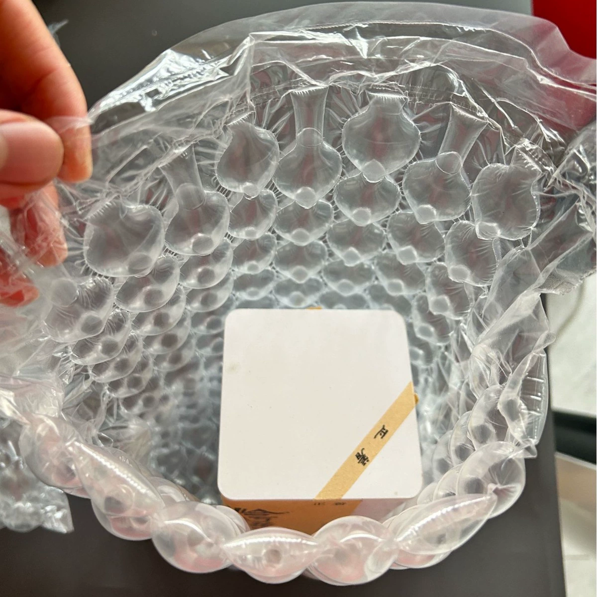 Пакеты-подушки в форме тыквы для косметики, лекарств, электроники и цифровой продукции; амортизирующие надувные упаковочные пакеты; отрывные пакеты с воздушными колоннами; ударопрочные и устойчивые к давлению.