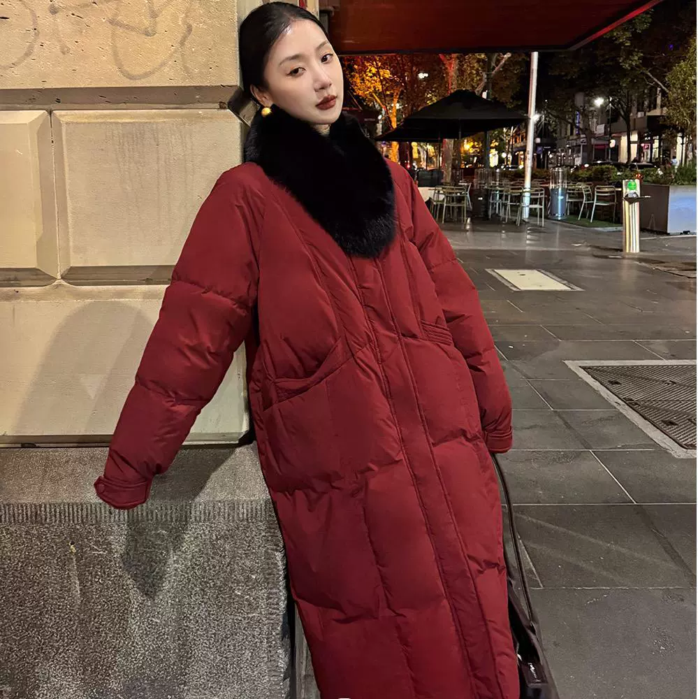 [Mountain Snow View] Новый женский длинный пуховик 2025 года, зимнее пальто из 90% белого утиного пуха, утолщенное, выше колена, высококачественное, легкое, роскошное пальто.