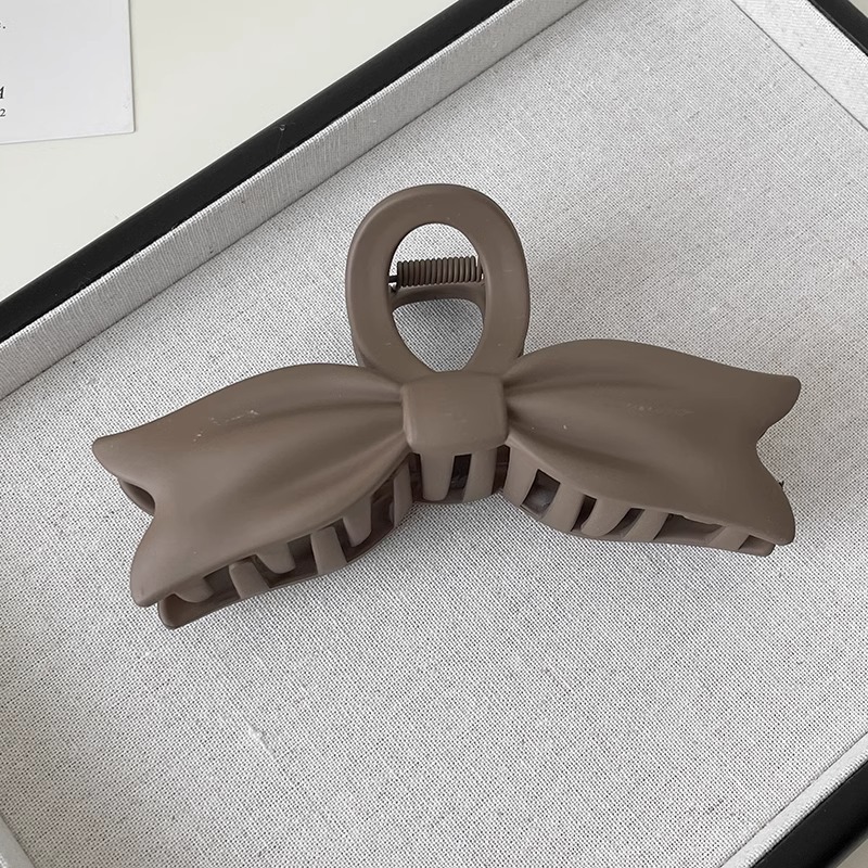 Zhao Lusi mismo estilo de clip de agarre de lazo femenino 2025 nuevo clip de tiburón grande de alta gama en la parte posterior de la cabeza horquilla