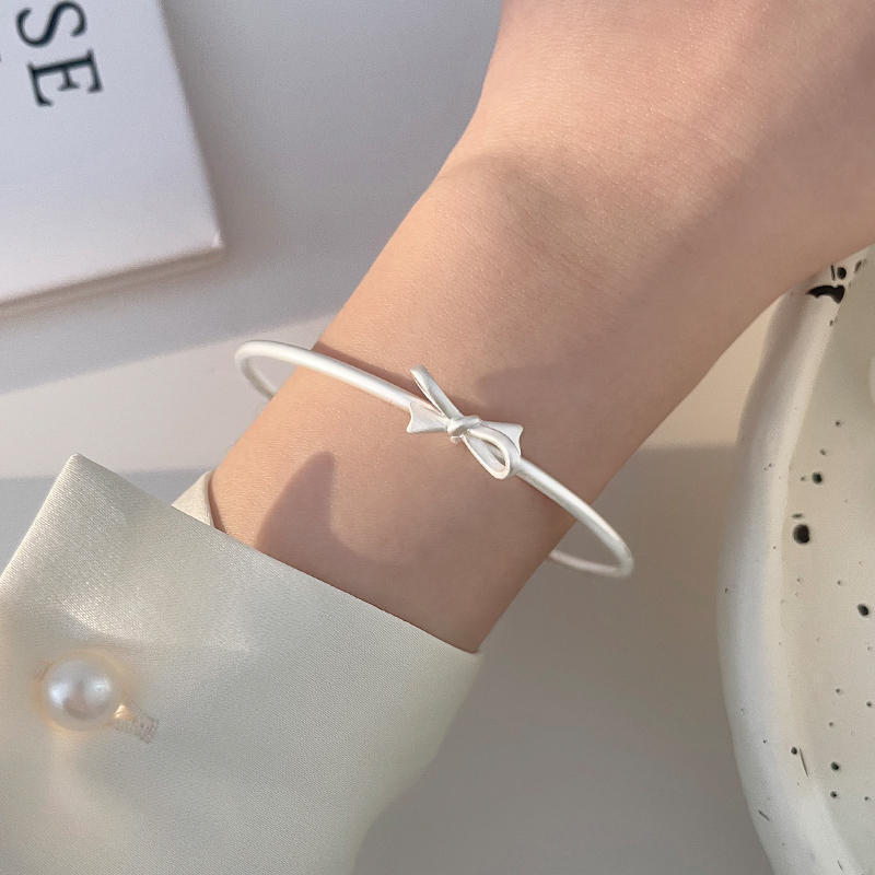Bow Bracelet for women 2022 new fashion bracelet niche design high sense bracelet gift young jewelry