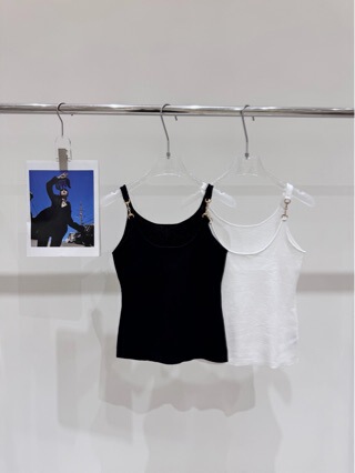 High-Quality New Ning Yizhuo Style Metal Buckle Knit Camisole, Casual Slim-Fit Versatile Top High-Quality New Ning Yizhuo Style Metal Buckle Knit Camisole, Casual Slim-Fit Versatile Top