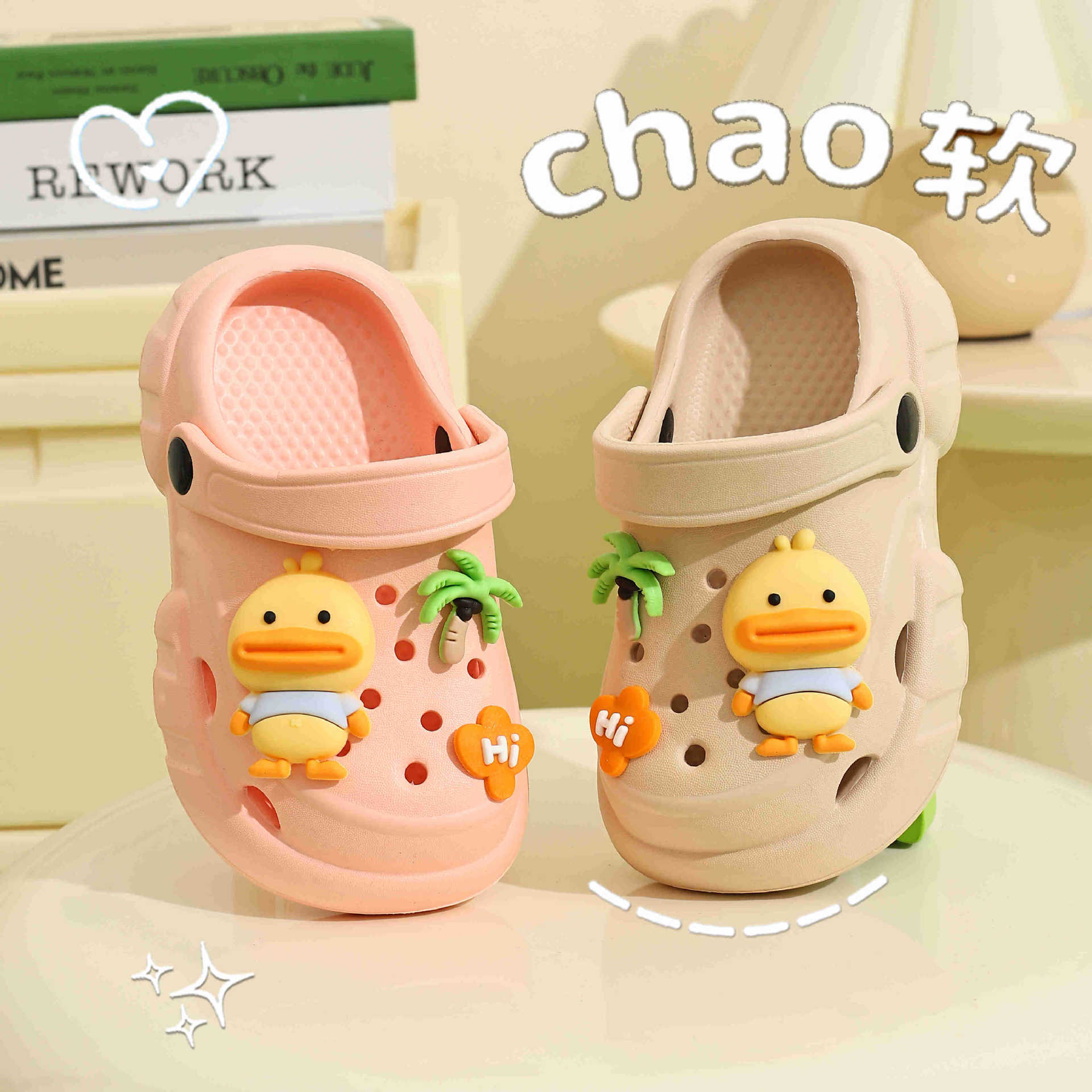 Zapatos de agujero EVA para niños zapatillas antideslizantes para niñas 2026 verano nuevo pedazo de mierda sandalias zapatos de playa image 4