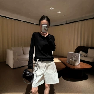 超柔14针精纺羊毛圆领纯色极简针织长袖针织套衫女圆领暗纹羊毛衫