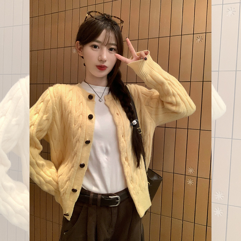 宋正恩绿色针织开衫毛衣外套女秋季新款毛衫外搭高级感韩系小上衣|undefined