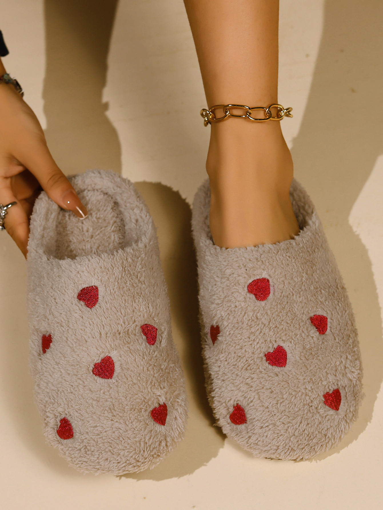 Soft bottom comercio exterior amor zapatillas de piel de cabecera mujer otoño invierno anti-deslizante interior zapatos de hogar peludos