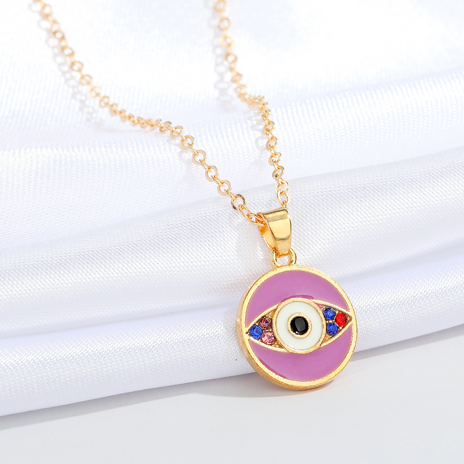 Retro Round Eye Diamond Pendant Alloy Clavicle Chain Wholesale Nihaojewelry display picture 6