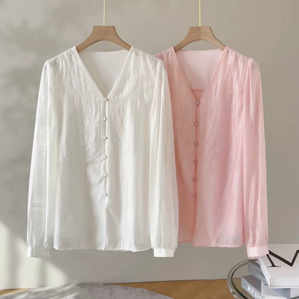 恩迪刺绣法式衬衫2026年春季新款时尚气质提花设计感V领长袖衬衣