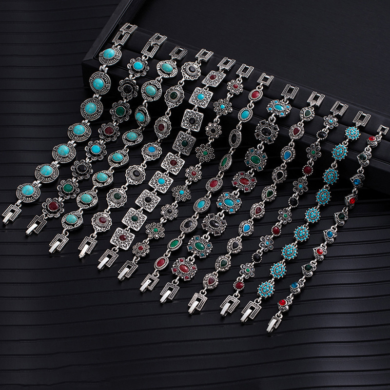 European and American Ethnic Style Turquoise Colored Diamond Flower Elegant Emerald Bracelet Retro Western Women's Geometric Bracelet European and American Ethnic Style Turquoise Colored Diamond Flower Elegant Emerald Bracelet Retro Western Women's Geometric Bracelet