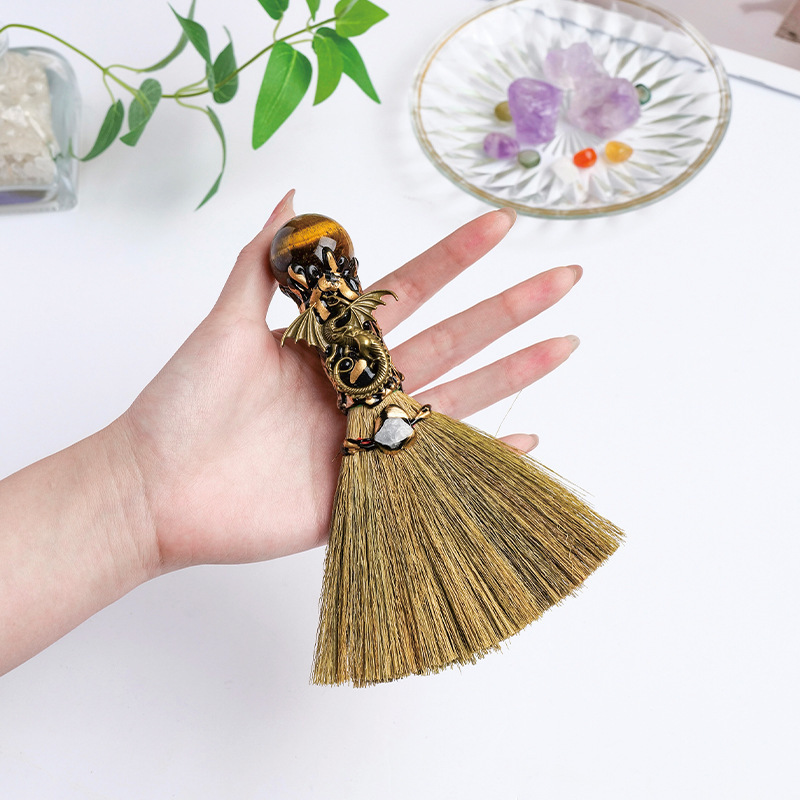 Cross-Border Hot Selling Natural White Pink Amethyst Love Mini Broom Handmade Halloween Magic Broom Ornaments Wholesale