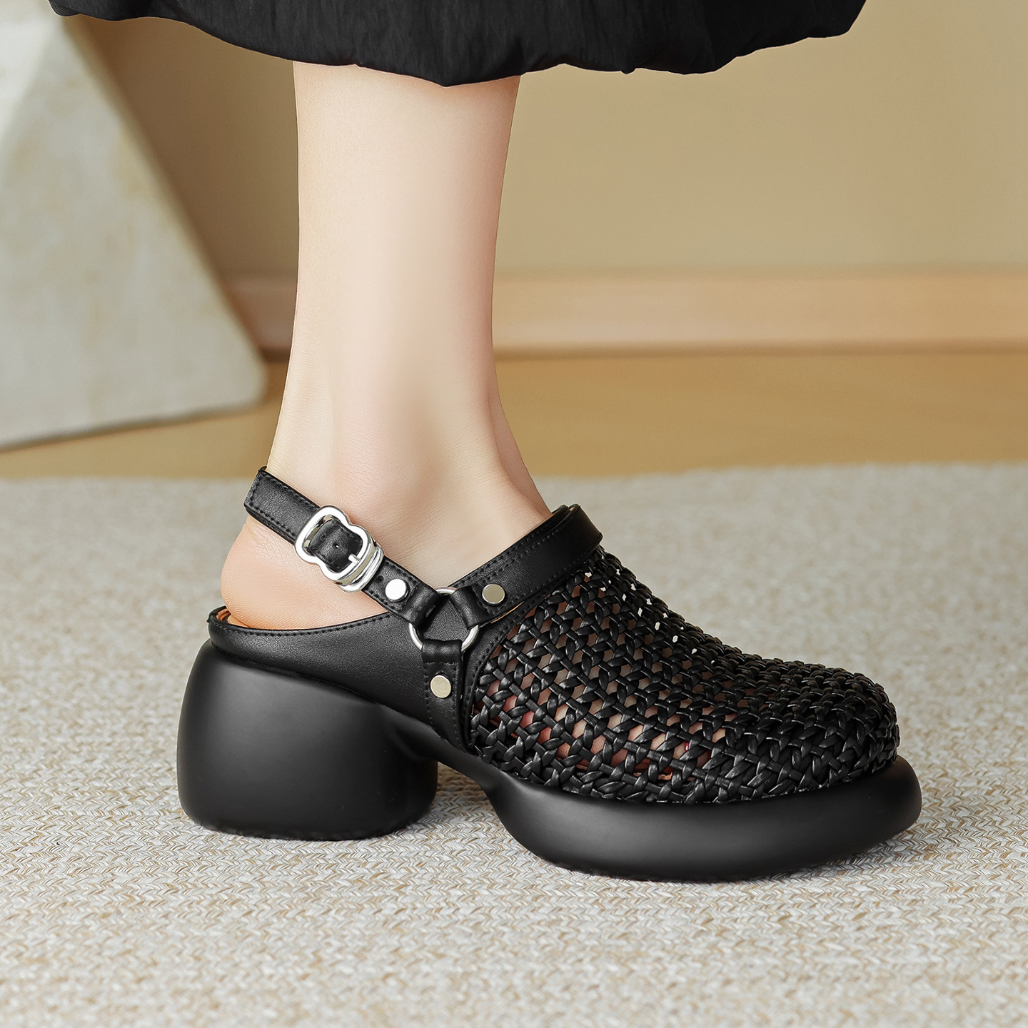 Sandal cao gót nữ mũi hở đế dày gót 6 cm phong cách dệt — đen