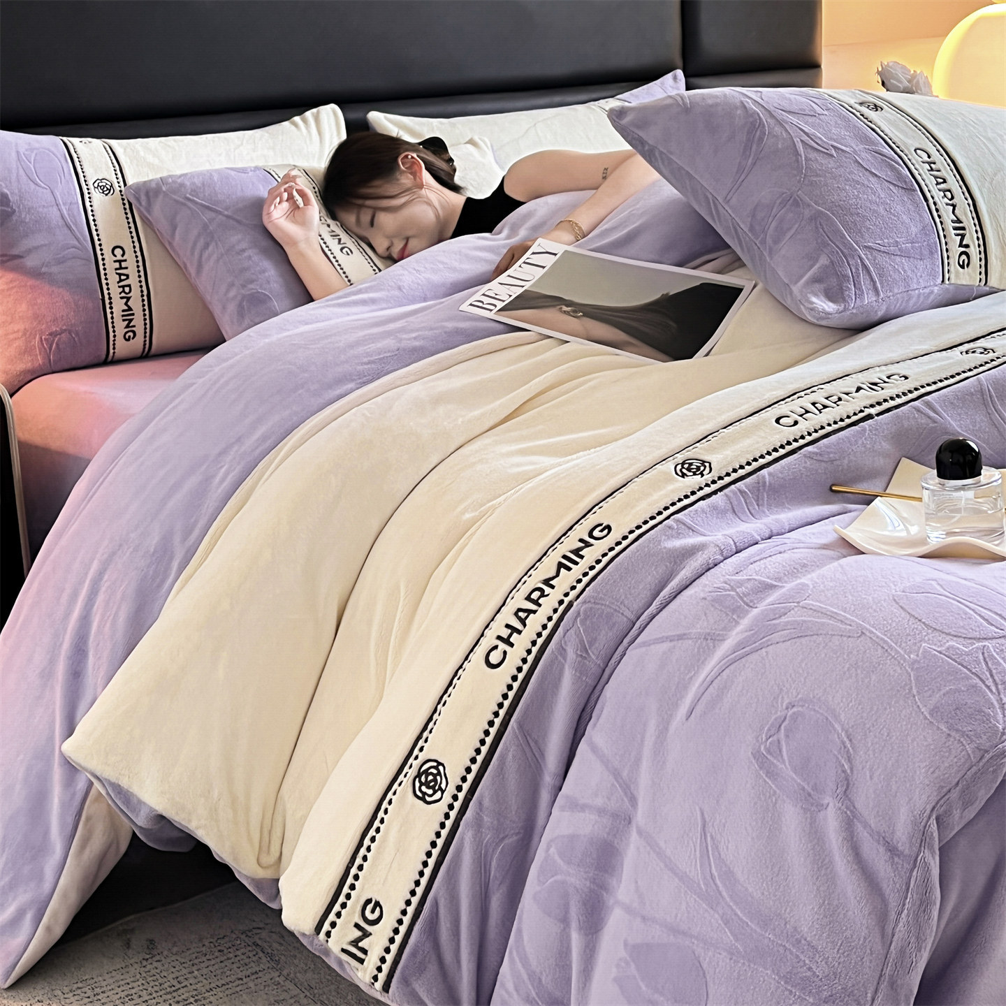 Invierno tallado leche de terciopelo en la cama de cuatro piezas conjunto 2025 nuevo engrosado sábanas cálidas cama