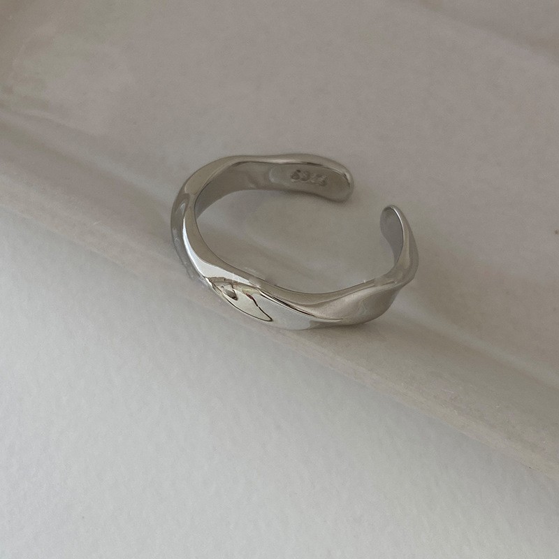 Anillo de circonita de perlas de viento ins, nicho femenino, sentido de alta gama, simple y ligero, anillo de novia de lujo, anillo de apertura de temperamento al por mayor