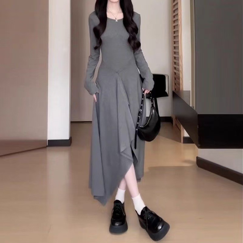 2025新款法式赫本风高级感黑色连衣裙子女装秋冬季小个子气质长裙|undefined