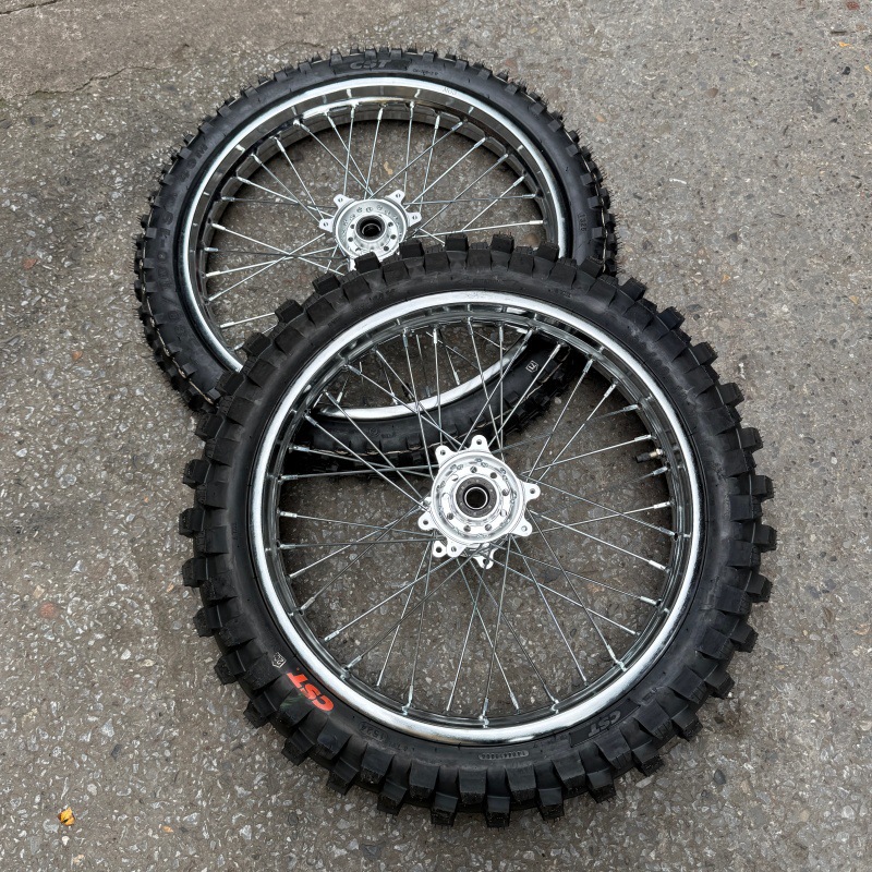 Ultra Bee modified 80/100-19 rear 100/90-18 chrome-plated wheel hub CST off-road tire assembly
