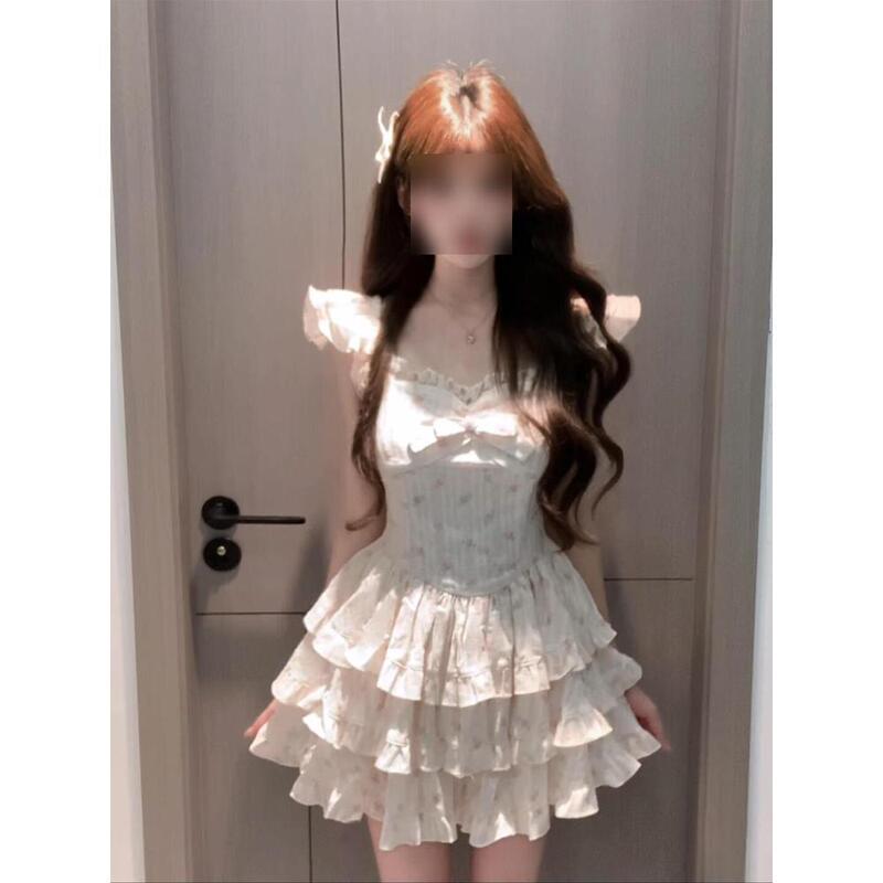 Korean Style Chic Sweet Girl Flying Sleeve Floral Cake Dress Girl Design Waist Slimming Look A-Line Short Skirt for Women Summer Korean Style Chic Sweet Girl Flying Sleeve Floral Cake Dress Girl Design Waist Slimming Look A-Line Short Skirt for Women Summer