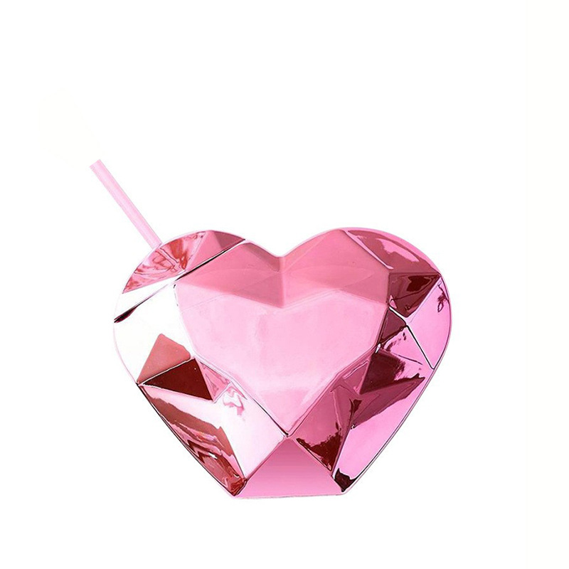 2024 transfronteriza europea y americana en forma de taza de agua creativa en forma de corazón taza de paja de plástico 520 taza de amor Día de San Valentín taza de paja